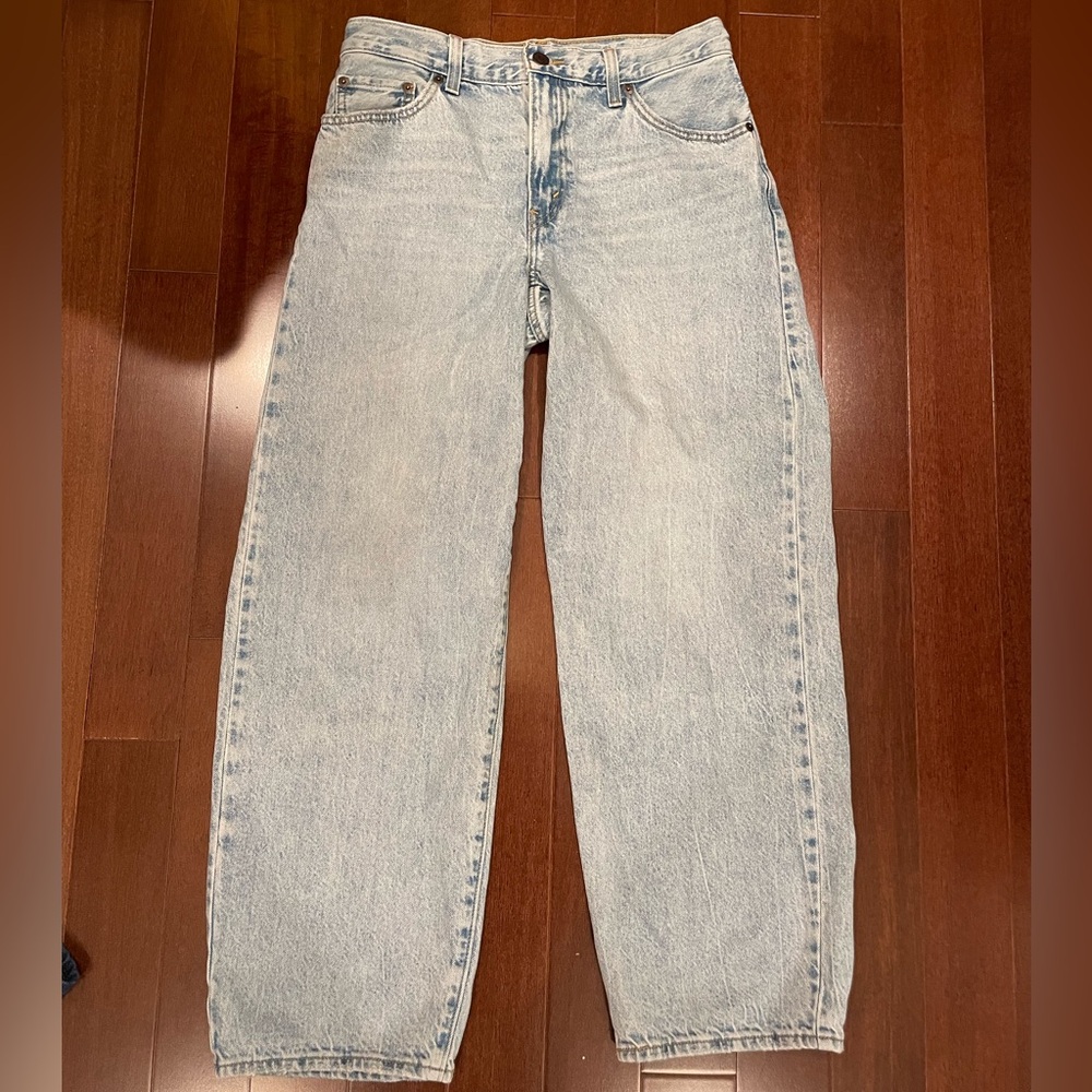 Light Blue Baggy Dad Levi Jeans